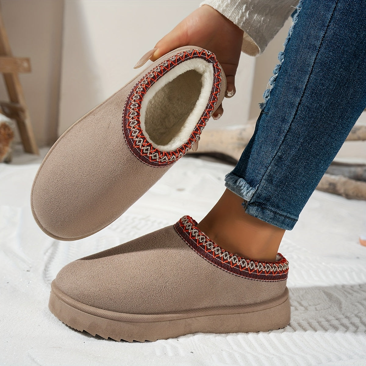Lindberg / Damen bequeme Slip-On-Stiefeletten - dicke Plattformsohle, runde Zehen, warme Fleece-Futterung
