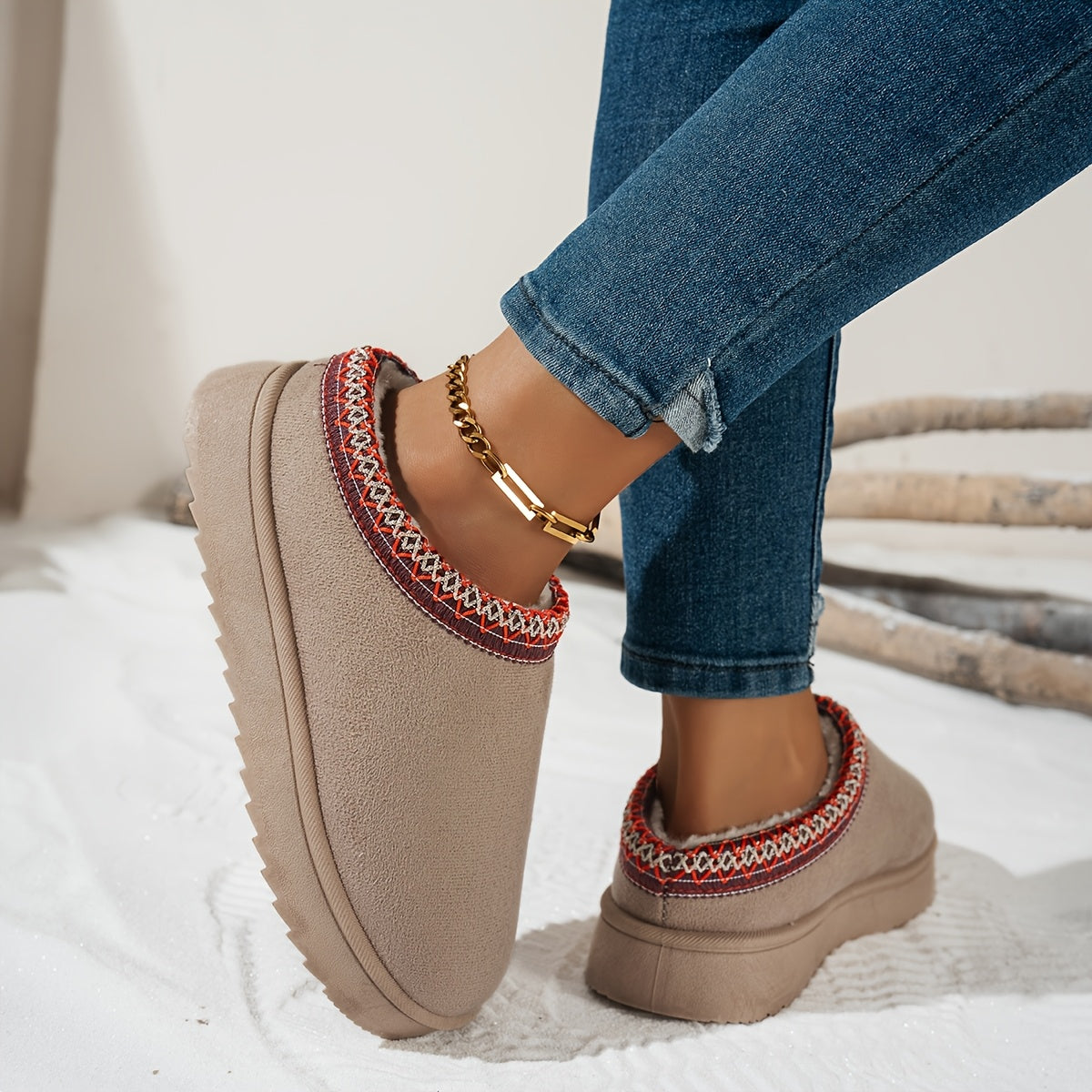 Lindberg / Damen bequeme Slip-On-Stiefeletten - dicke Plattformsohle, runde Zehen, warme Fleece-Futterung