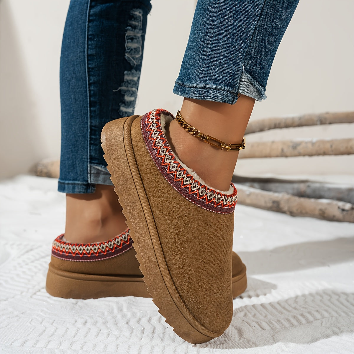 Lindberg / Damen bequeme Slip-On-Stiefeletten - dicke Plattformsohle, runde Zehen, warme Fleece-Futterung