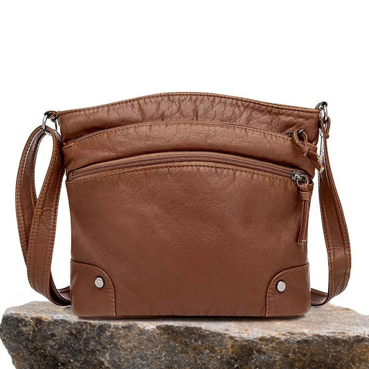 Lindberg | Zoe | Schultertasche mit beständiger Eleganz