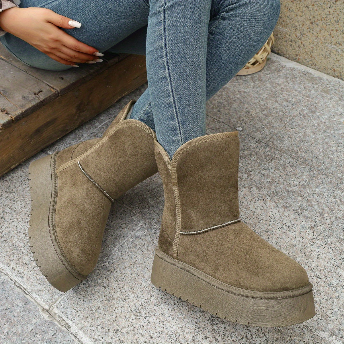 Lindberg / Stilvolle Dicke Sohlen Schneestiefel für Damen