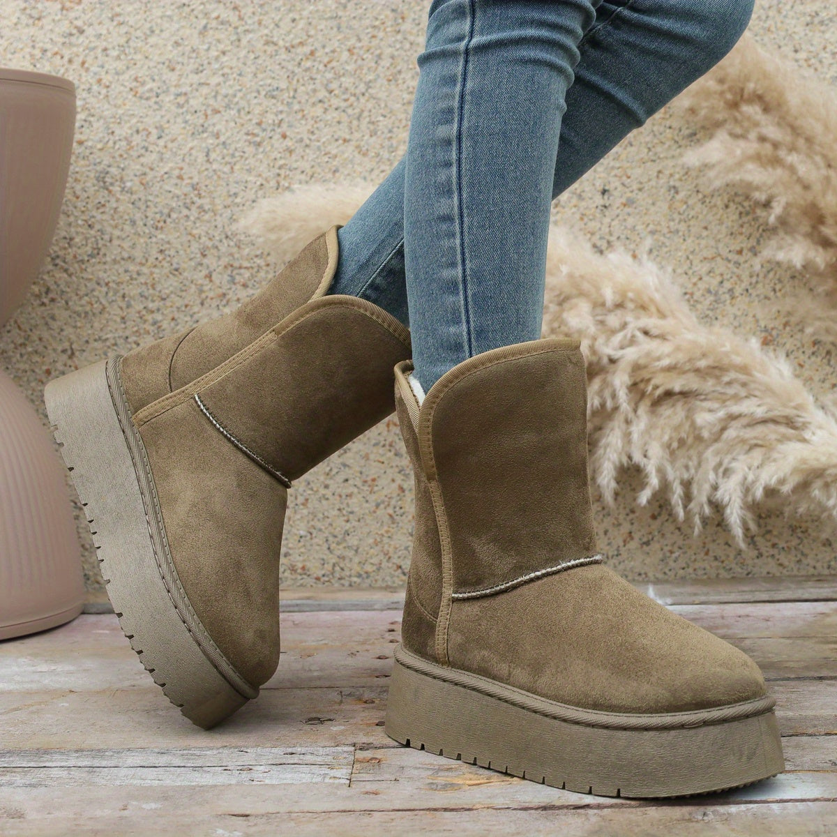 Lindberg / Stilvolle Dicke Sohlen Schneestiefel für Damen