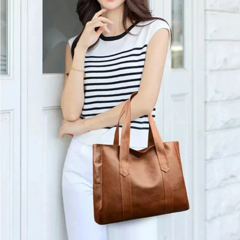Lindberg | Nora | Luxuriöse, minimalistische Schultertasche