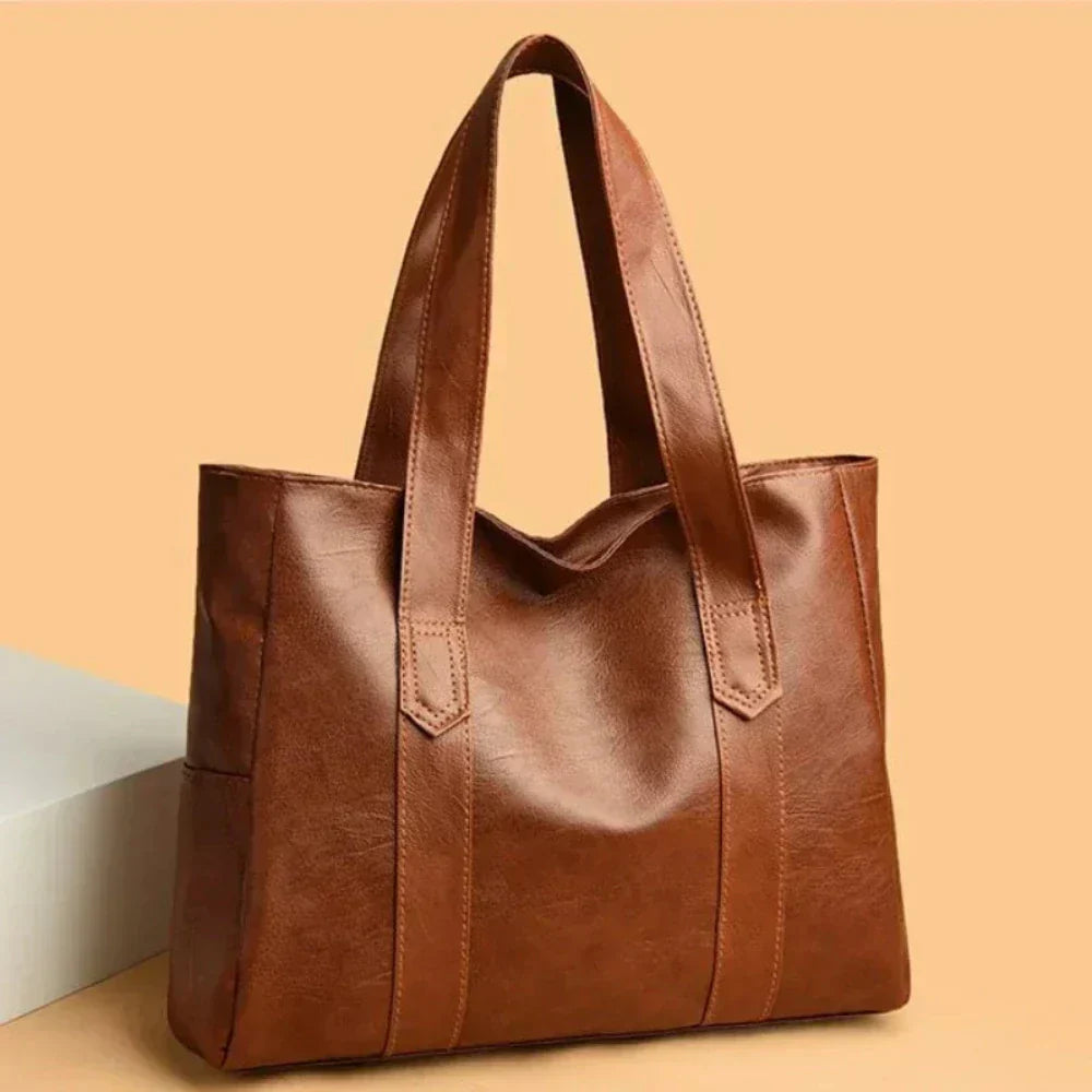 Lindberg | Nora | Luxuriöse, minimalistische Schultertasche