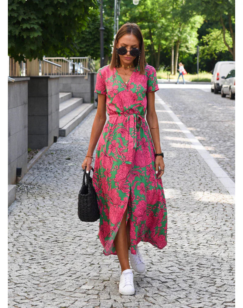 Lindberg | Eva™ - Stilvolles V-Ausschnitt-Kleid