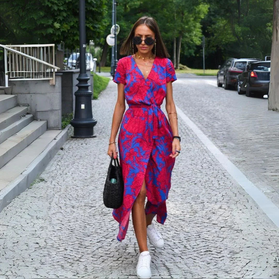 Lindberg | Eva™ - Stilvolles V-Ausschnitt-Kleid